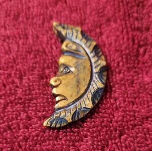 Wood pendent for a necklace